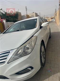 هيونداي أزيرا